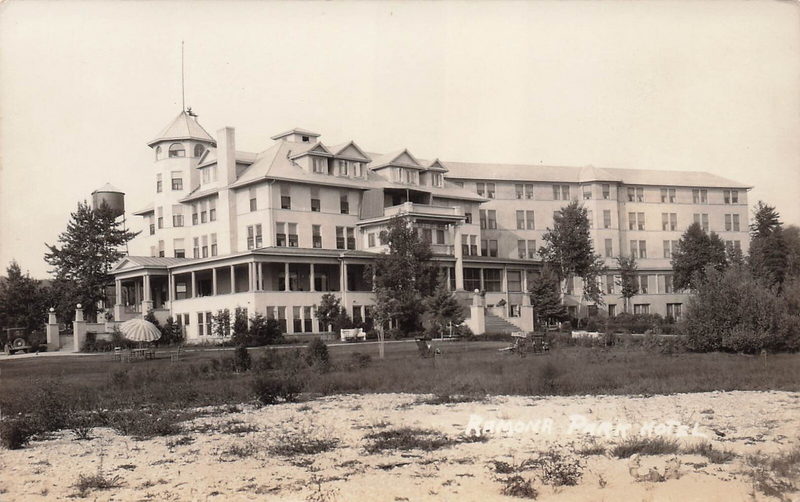 Harbour Inn (Harbor Inn, Ramona Park Hotel) - Postcard (newer photo)